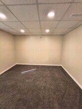 218 W Kanesville Blvd in Council Bluffs, IA - Building Photo - Building Photo