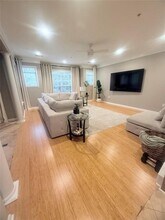 2015 Barrett Lakes Blvd in Kennesaw, GA - Building Photo - Building Photo