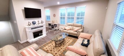 1078 Adair Ave in Valencia, PA - Building Photo - Building Photo