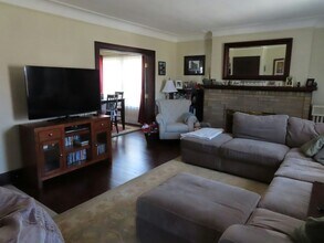 1157 Beaconsfield Ave in Grosse Pointe Park, MI - Building Photo - Building Photo