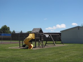 Park Terrace Apartments in Toledo, OH - Building Photo - Building Photo