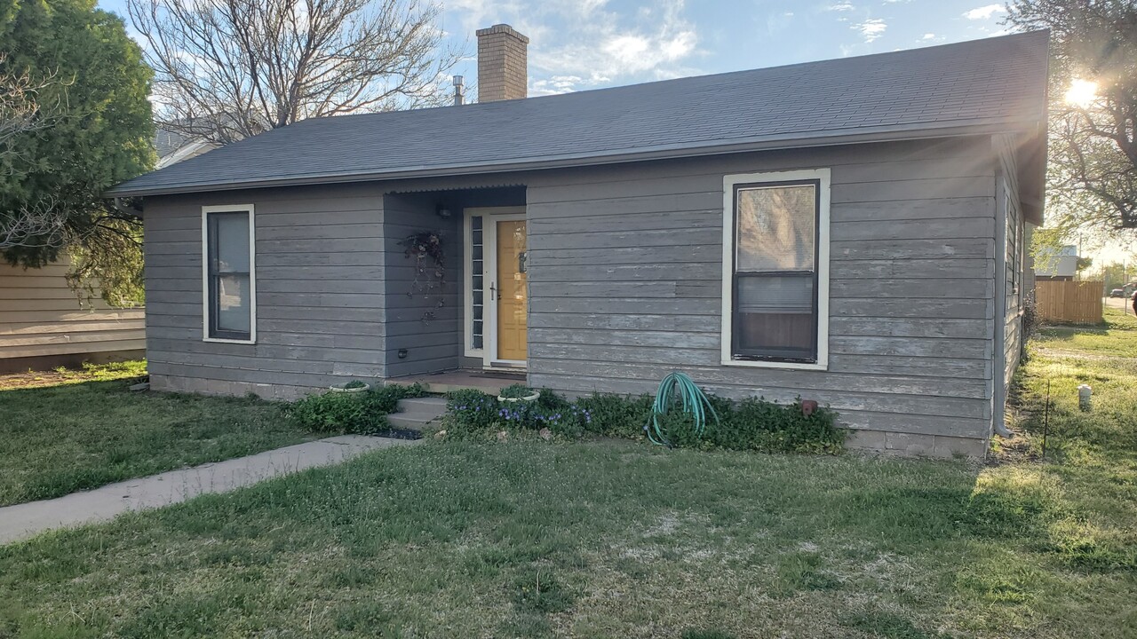 411 S Virginia St in Amarillo, TX - Building Photo