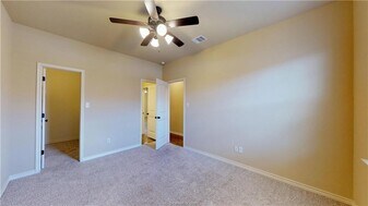 104 Armored Ave in College Station, TX - Building Photo