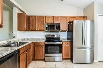 3136 Benson Park Blvd in Orlando, FL - Building Photo - Building Photo