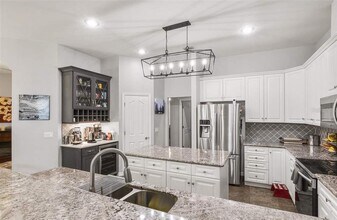 8360 SW 11th Ln in Gainesville, FL - Building Photo - Building Photo