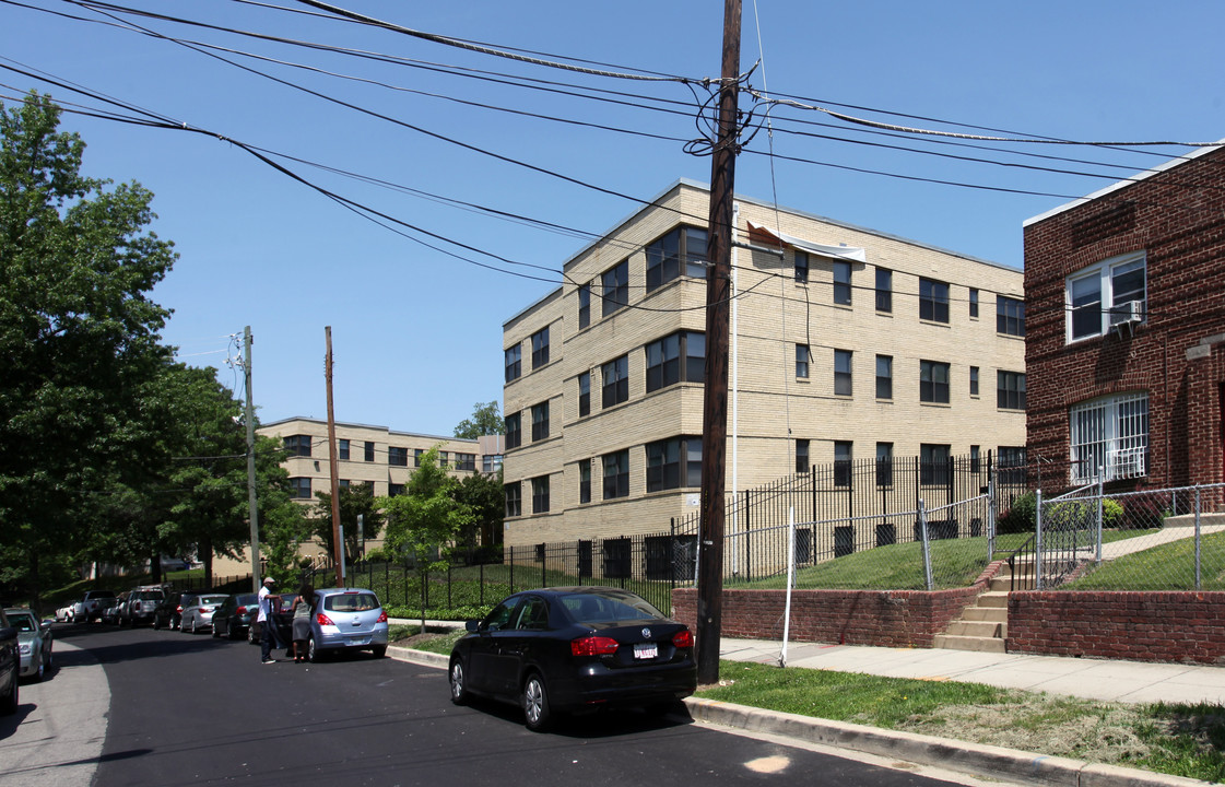 Savoy Court in Washington, DC - Building Photo