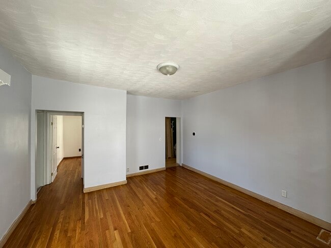 47 Gould Ave, Unit 1 in Malden, MA - Foto de edificio - Building Photo