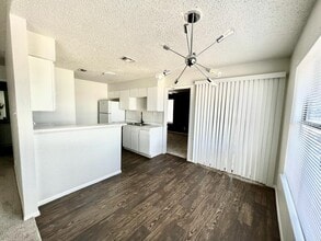 RiverBend Apartment Homes in San Antonio, TX - Building Photo - Building Photo