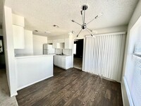 RiverBend Apartment Homes in San Antonio, TX - Foto de edificio - Building Photo