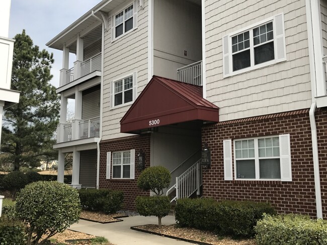 property at 5300 Warminster Dr