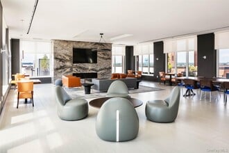 199 2nd St in Mineola, NY - Building Photo - Building Photo