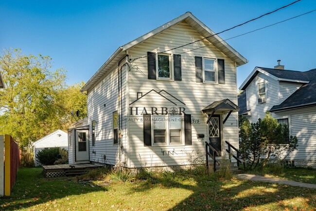 property at 315 5th Ave NW