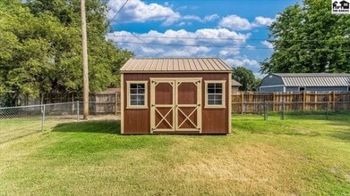 3321 Clove Cir in Hutchinson, KS - Building Photo - Building Photo