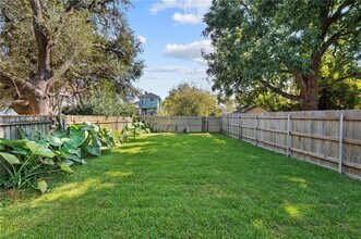 2360 N Robertson St in New Orleans, LA - Building Photo - Building Photo