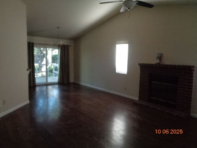 267 Limerick Way in Vacaville, CA - Building Photo - Building Photo