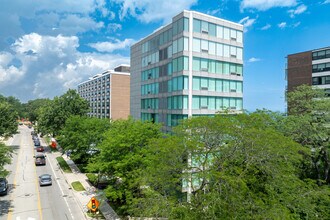1618 Sheridan Rd in Wilmette, IL - Building Photo - Building Photo