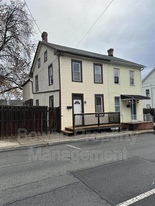 112 Ray St in Hagerstown, MD - Building Photo