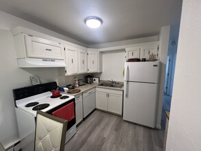 11539 Heritage Ct in Anchorage, AK - Building Photo - Building Photo