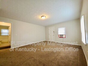 122 S Magnolia St in Harrodsburg, KY - Building Photo - Building Photo