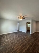 37831 Clinton Ave in Dade City, FL - Building Photo - Building Photo