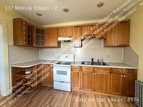 137 Mifflin St in Lebanon, PA - Building Photo - Building Photo