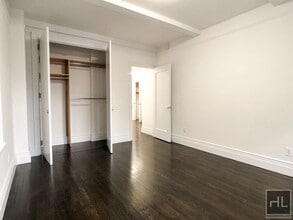 WEST 68 STREET, Unit 8H in New York, NY - Foto de edificio - Building Photo