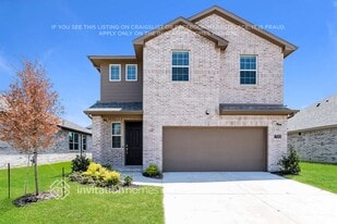 720 Fencerow Trl in Weston, TX - Building Photo