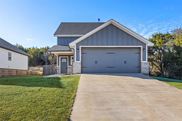 2710 San Gabriel Dr in Granbury, TX - Building Photo