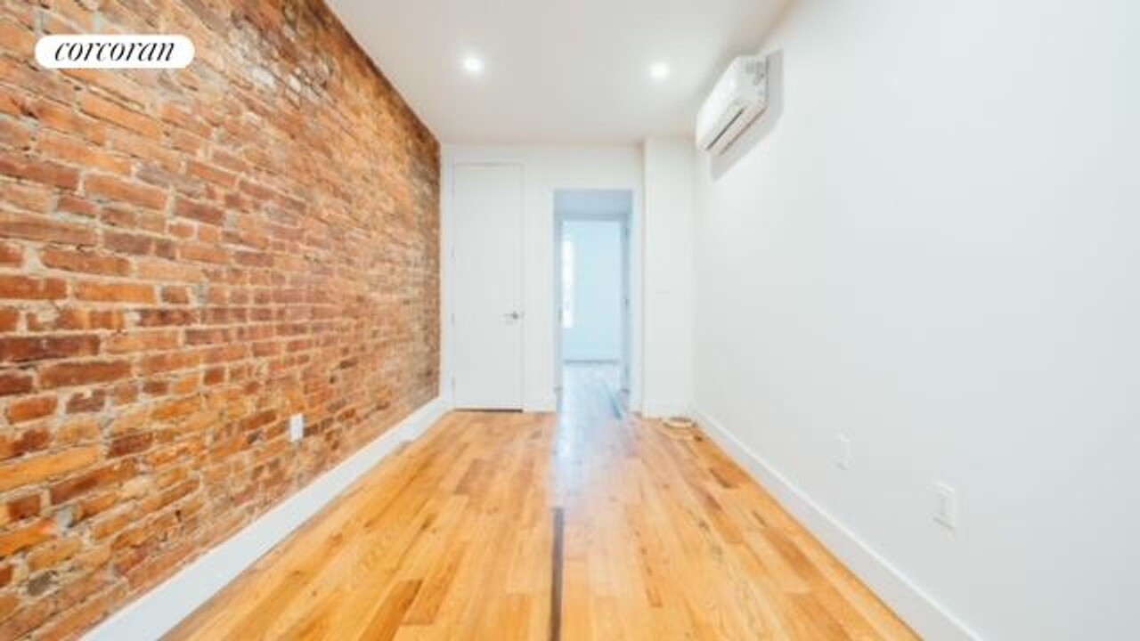 865 Hart St in Brooklyn, NY - Building Photo