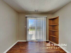 5103 Sandy Forge Dr in Indianapolis, IN - Building Photo - Building Photo