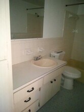 521 Magnolia Ave, Unit C in Palm Harbor, FL - Building Photo - Building Photo