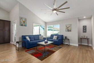 19407 N 8th Ave in Phoenix, AZ - Building Photo - Building Photo