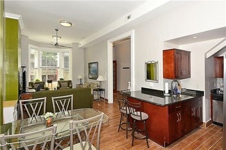 817 6th St NW in Washington, DC - Building Photo - Building Photo