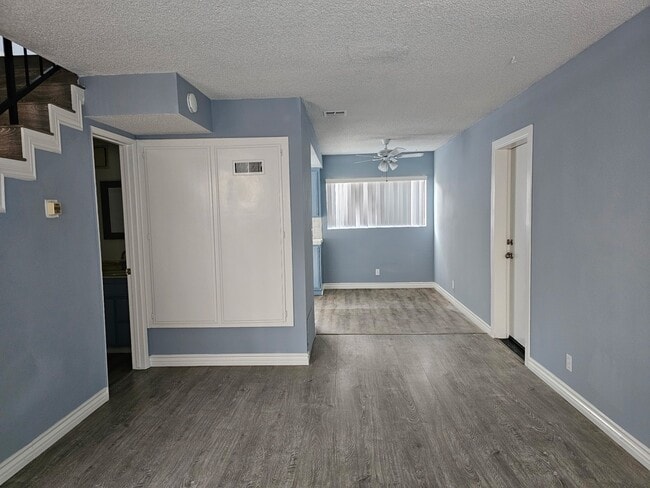 4130 Manhattan Beach Blvd, Unit D in Lawndale, CA - Building Photo - Building Photo