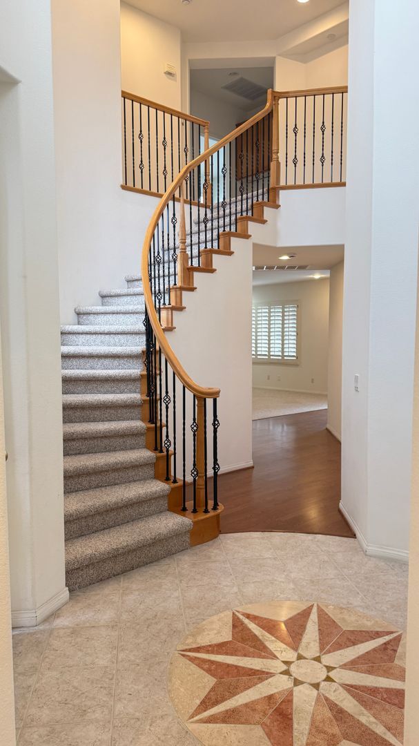 6878 Mimosa Dr in Carlsbad, CA - Building Photo - Building Photo