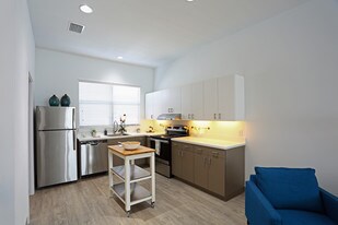 Downtown Lakeland Apartments For Rent Fl Ay Village Apartments