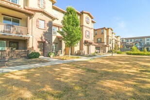 5898 Via Lugano in Fremont, CA - Building Photo