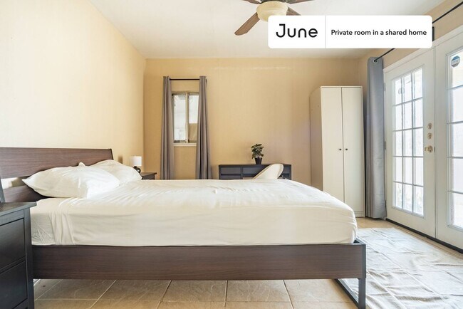 Room in Shared 4 bed/2 bath home in Austin, TX - Foto de edificio - Building Photo