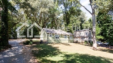 3051 Springdale Rd in Atlanta, GA - Building Photo - Building Photo