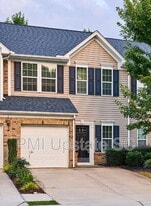 457 Woodbark Ct in Mauldin, SC - Building Photo