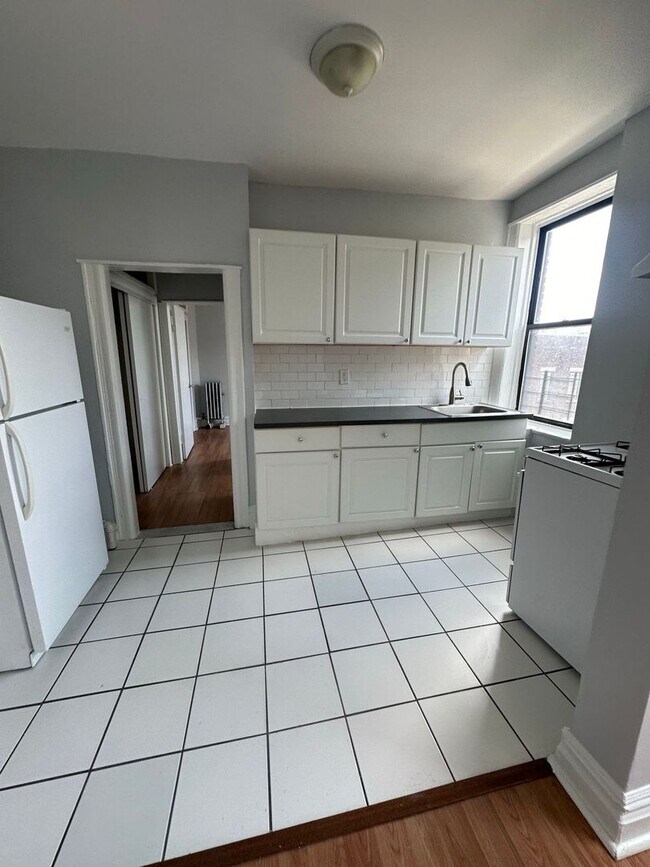 525 - Golden Crest 525 60th Street, LLC in West New York, NJ - Building Photo - Building Photo