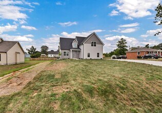 107 Morningside Dr in Clarksville, TN - Building Photo - Building Photo