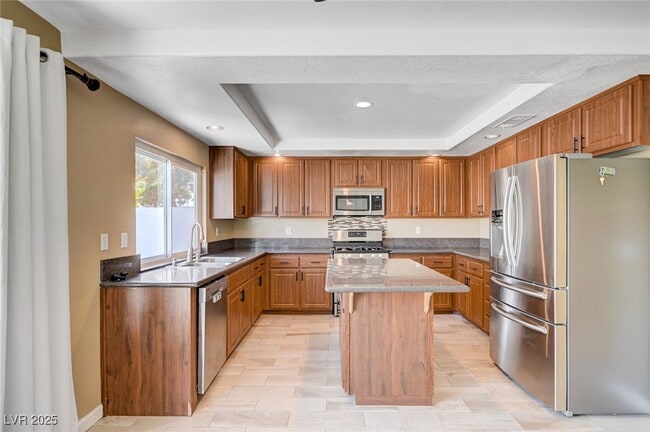 9684 Summer Cypress St