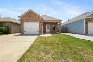 652 River Garden Dr in Fort Worth, TX - Building Photo