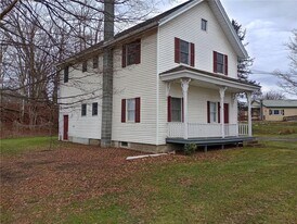 218 Main St in Afton, NY - Building Photo