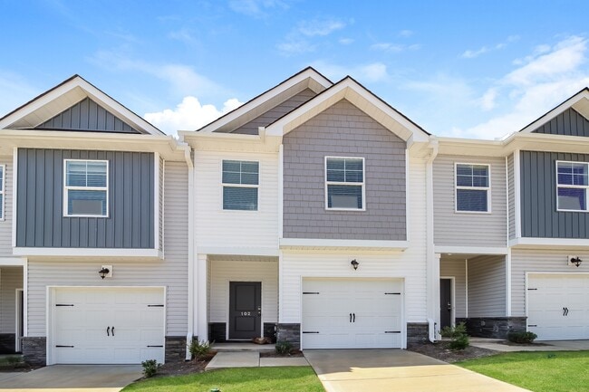 property at 102 Norse Crk Dr