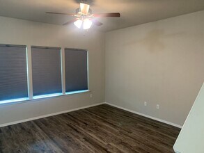 1621 Scotland Dr in Centerton, AR - Building Photo - Building Photo