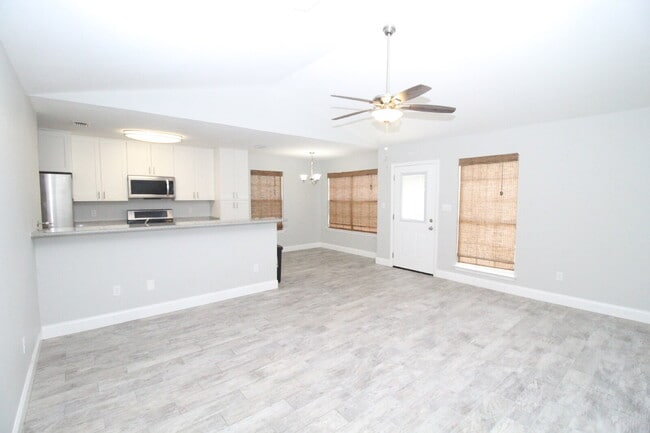 388 Mirabelle Dr in Pensacola, FL - Building Photo - Building Photo