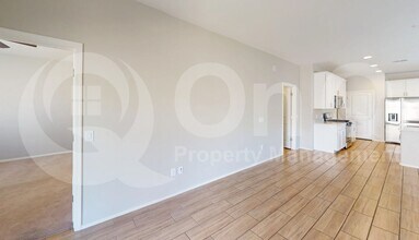 7075 Vuelta Aguarachay in Tucson, AZ - Building Photo - Building Photo