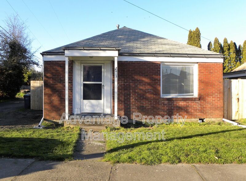 2013 NW Tyler Ave in Corvallis, OR - Building Photo